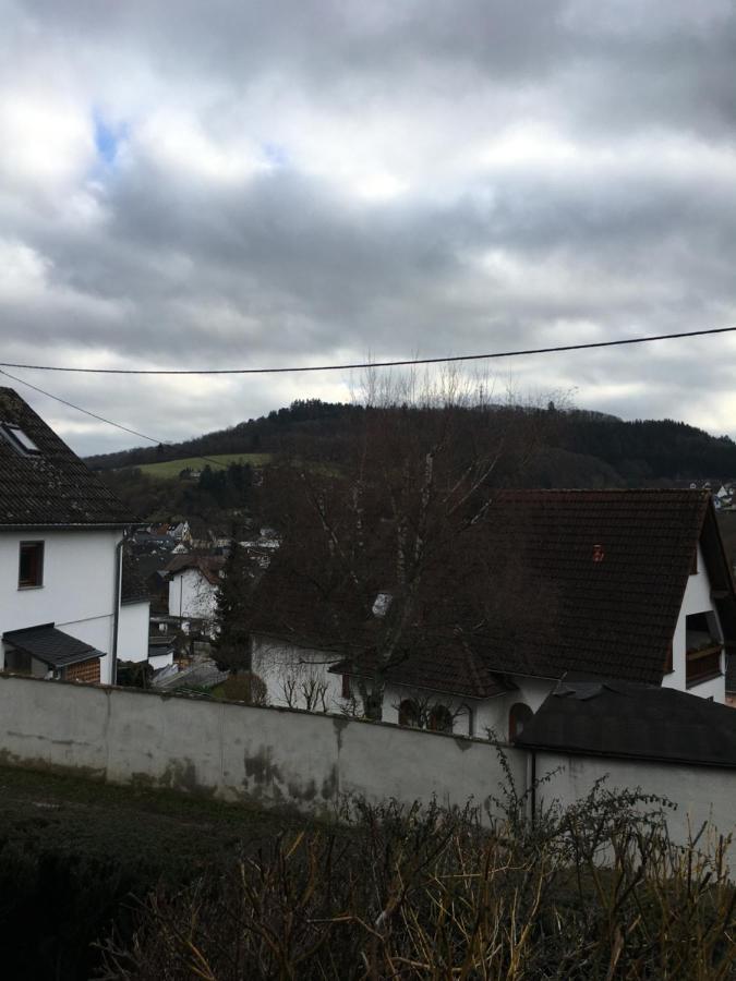 Nett *